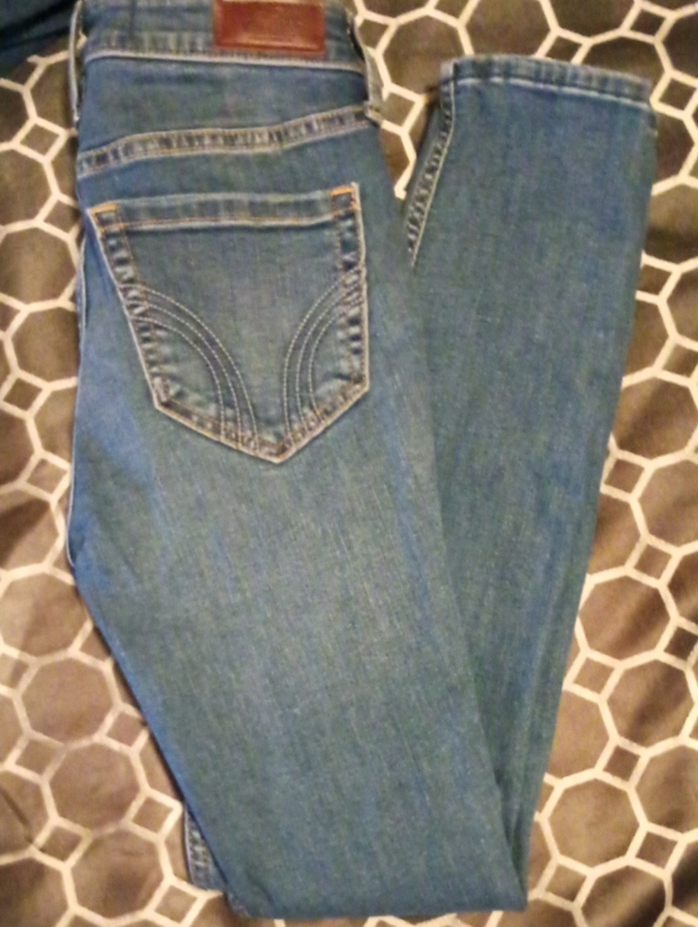 Hollister Women's Skinny Jeans in Mid Blue Wash